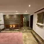 فيلا مفروشه للايجار في التجمع