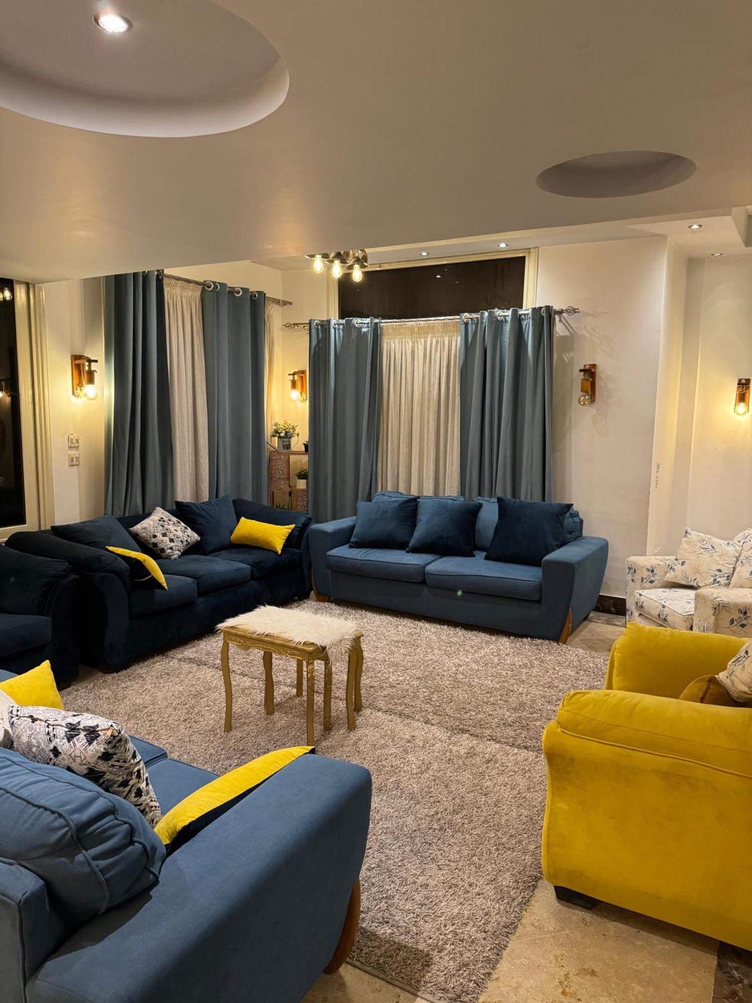 Apartment مفروشه للايجار في التجمع *