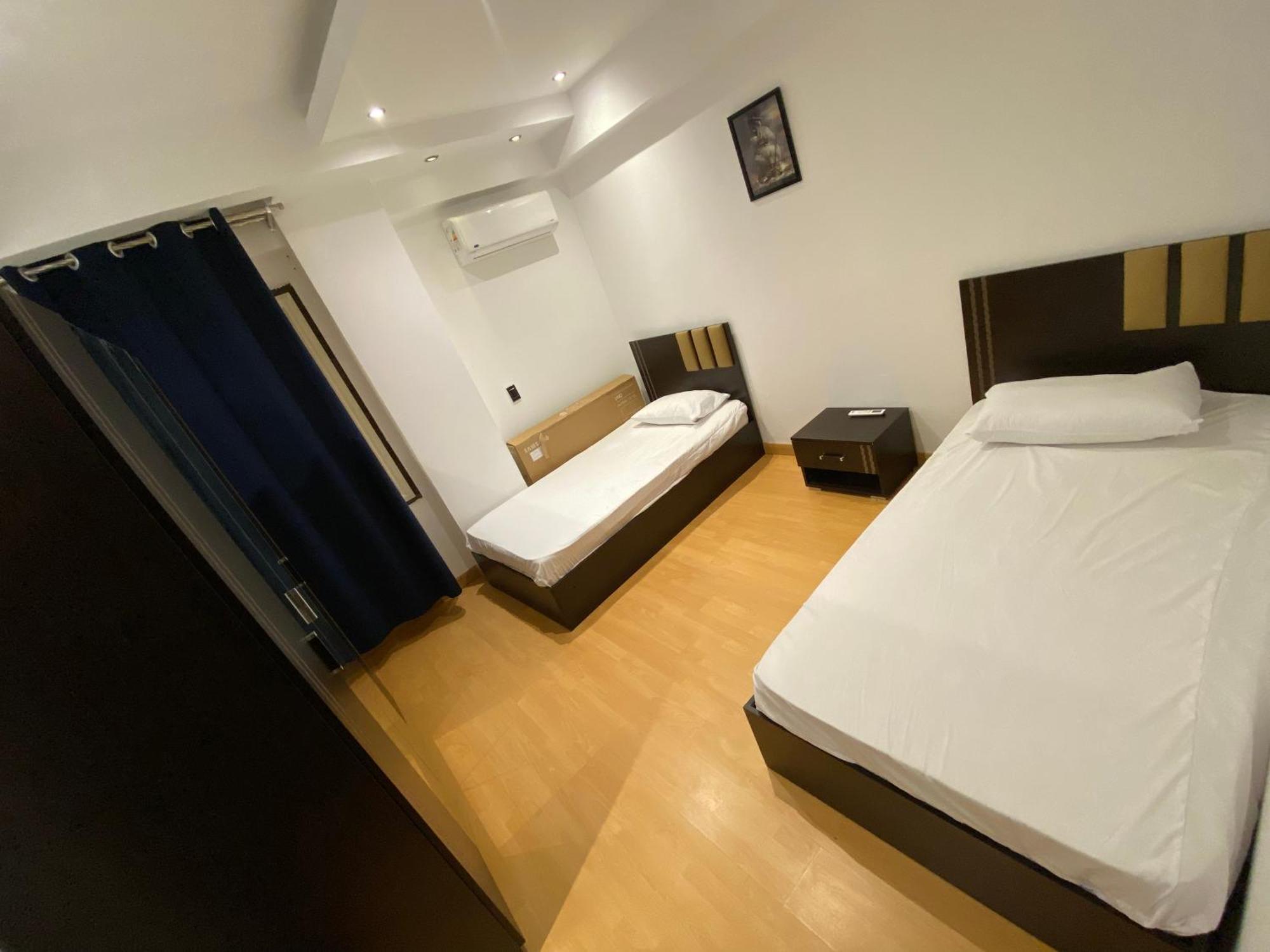 مفروشه للايجار في التجمع Apartment *