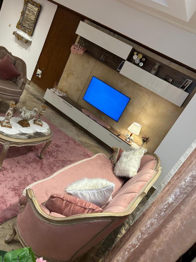 Apartment مفروشه للايجار في التجمع *