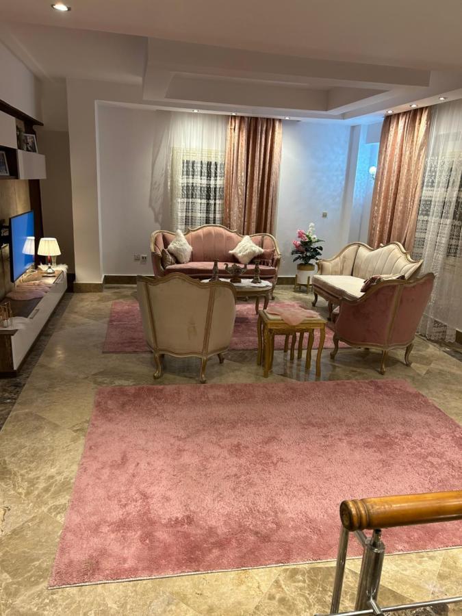 Apartment مفروشه للايجار في التجمع *